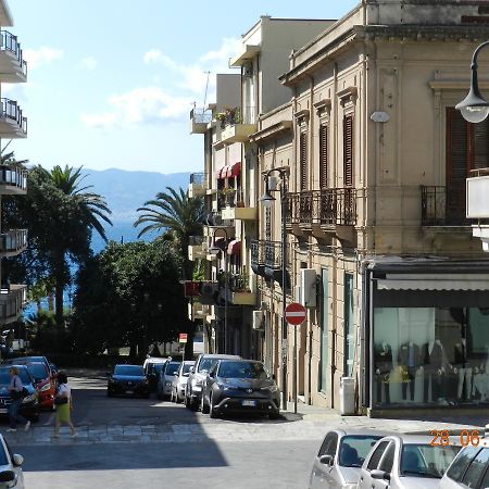 La Casa Di Anna B&B Reggio Calabria Exterior foto